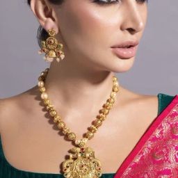 Rubans Gold-Tone Plated Red & Green Set for Women-picture-10