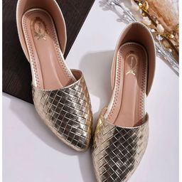 Shoetopia Braid Designed Sandals - Golden-image-77