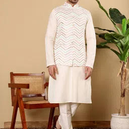 MULTI SHADES Men Regular Kurta with Pyjamas image 2