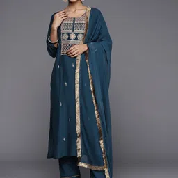 Varanga Floral Embroidered Thread Work Straight Kurta With Trouser & Dupatta-picture-32