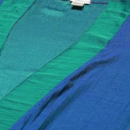 Qurvii Turquoise Silk Color-Block Shrug image 5