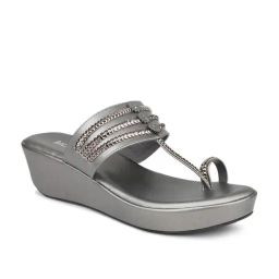 Inc.5 Women's Pewter Toe Ring Wedges-image-72