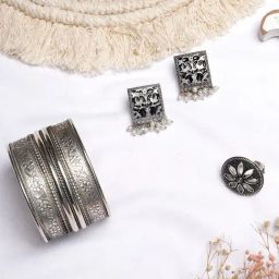Teejh Pitara Collection Ruchira Silver Oxidized Jewellery Set-picture-14