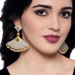 DressBerry Triangular Drop Earrings-8