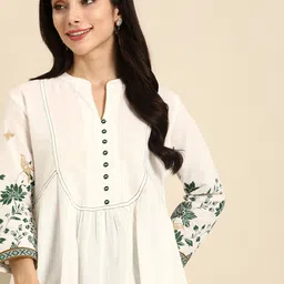 Anouk Floral Printed Pure Cotton Pleated Detail Longline A-Line Top-picture-28