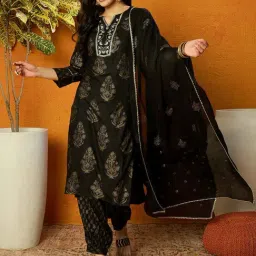 Vaamsi Black Embroidered Kurta With Pant & Dupatta-image-13
