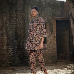Akiso Black Block Printed Oversized Button Down Shirt Style Kurta With Pants Co-Ord Set (Set Of 2) image 2