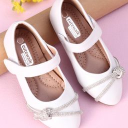 Cute Walk by Babyhug Embellished Sandals- White-image-76