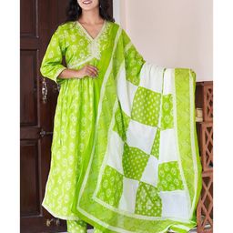 MF Hayat Ethnic Motifs Printed Thread Work A Line Kurta with Salwar & Dupatta-image-15