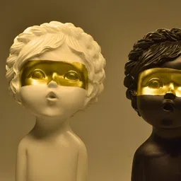 The Gharnish White And Black Figurine Showpiece-image-22