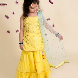 Pspeaches Sleeveless Foil Detail Leaves Printed Kurta And Sharara With Dupatta - Yellow-picture-11