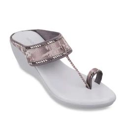 Mochi Women's Grey Toe Ring Wedges-image-99