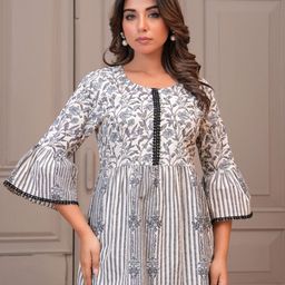BAESD Floral Print Flared Sleeve Cotton Top-picture-1