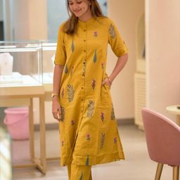 Anni Designer Floral Printed Mandarin Collar A-Line Kurta With Trousers-image-31