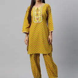 Nayam By Lakshita Floral Printed Thread Work Pure Cotton Cambric Kurta with Harem Pants-image-10