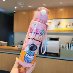 Cartoon Spaceman Astro Plastic Water Bottle Portable Rope With Straw 700 ml Water Bottle-image-16