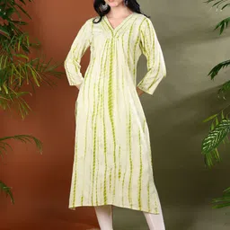 Maaesa Women Dyed Mirror Work Kurta-picture-15