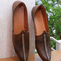 KRITARTH Men Textured Leather Mojaris-image-91