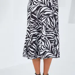BIGDART Printed A-Line Midi Skirt image 3