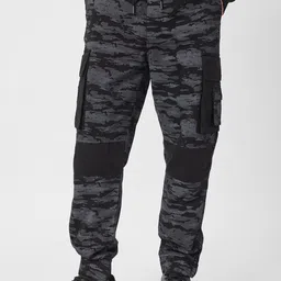 The Souled Store Punisher: One Man Army Men Printed Pure Cotton Cargo Joggers-image-20
