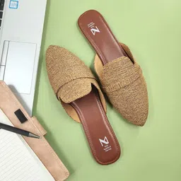 THE MADRAS TRUNK Women Woven Design Mules Flats-image-11
