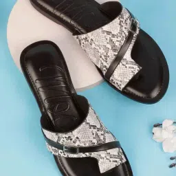 Mochi Women's White Toe Ring Sandals-image-13