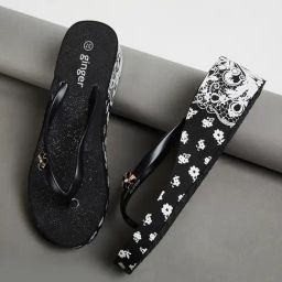 Ginger by Lifestyle Women's Black Wedge Flip Flops-picture-9