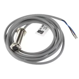 RS PRO Diffuse Photoelectric Sensor & Barrel Sensor 150 mm Detection Range, 2043961-88