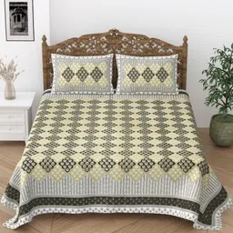 Desi Mantra Green & White Floral Printed 120 TC Queen Bedsheet Set 2.29 m x 2.77 m-image-91