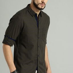 Roadster Men Olive Green & Navy Regular Fit Checked Casual Shirt-image-1