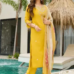 URMIR FASHION Women Floral Embroidered Regular Thread Work Kurta with Trousers & With Dupatta-picture-39