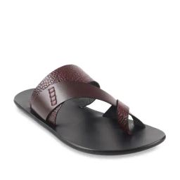 Mochi Men's Maroon Cross Strap Sandals-image-54