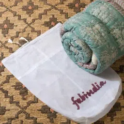 Fabindia Home Standalone Off White Cotton 50 GSM Double Quilt - Set of 1-image-9