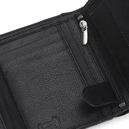 CLOG LONDON Men Leather Two Fold Wallet image 5