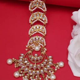 Karatcart Gold Plated Handcrafted Moon Shaped Kundan Maang Tikka for Women-image-38