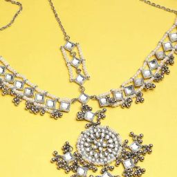 Karatcart Oxidized Silver Handcrafted Kundan Matha Patti for Women-image-50