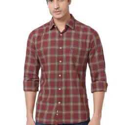 Parx Red Cotton Slim Fit Checks Shirt-image-0