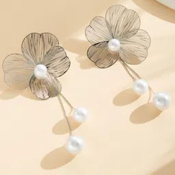 DIVASTRI Korean Silver-Plated Floral ShapedTeardrop Pearls Studs-6