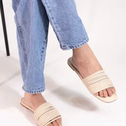 CAI Women Multi Strapped Flats-9