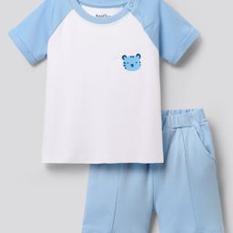 Bonfino 100% Cotton Knit Raglan Half Sleeves Shorts Night Suit With Tiger Print - Light Blue & White-image-20