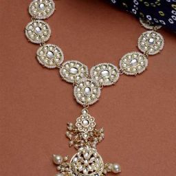 Karatcart Gold Plated White Pearl Studded & Kundan Beaded Matha Patti for Women-13