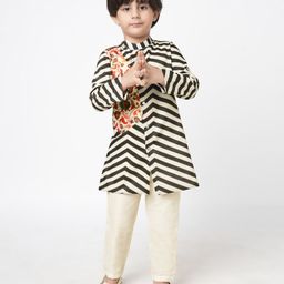 Lil' Drama Full Sleeves Floral & Chevron Printed Kurta Pant Set - Black-image-36