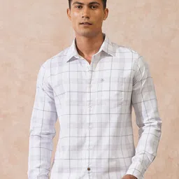 WROGN Men Comfort Slim Fit Tartan Checked Spread Collar Cotton Casual Shirt-image-61