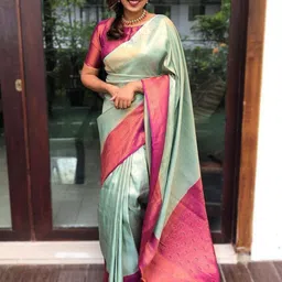 Quelea Woven Design Zari Pure Silk Banarasi Saree-image-67