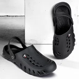 DRACKFOOT Men Self Design Clogs Flip Flops-18