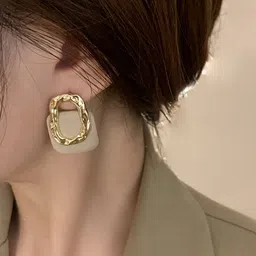 VAGHBHATT Gold-Plated Square Shaped Studs image 2