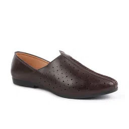 FAUSTO Men Brown Solid Mojaris-image-101