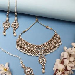 Anikas Creation Gold Plated Off White Stones Studded & Beaded Jewellery Set-image-12