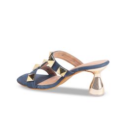 Retro Walk Block Pumps with Bows image 3
