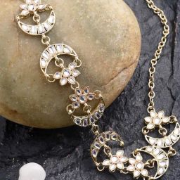 Karatcart Gold Plated Moon and Flower Shaped Kundan Hair Band for Women-33